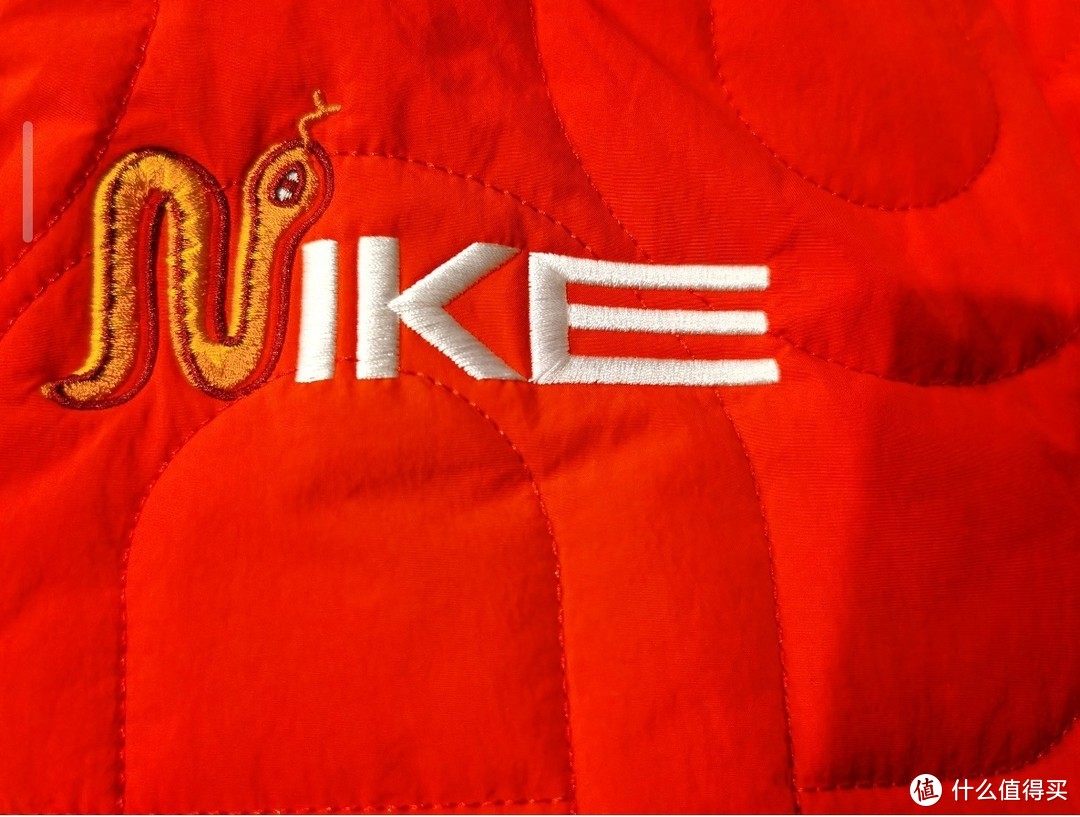 耐克蛇年棉服，过年给孩子买新衣